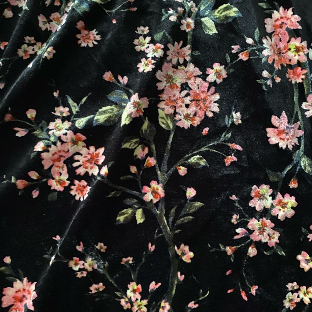 Lush Floral Print Velvet Choker Dress - Picture 2 of 11